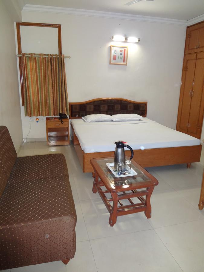 Hotel Airport Residency Ahmadabad Zewnętrze zdjęcie